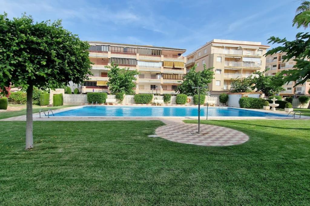 אורופסה דל מר Bungalow Con Jardin Y Piscina Cerca De La Playa מראה חיצוני תמונה