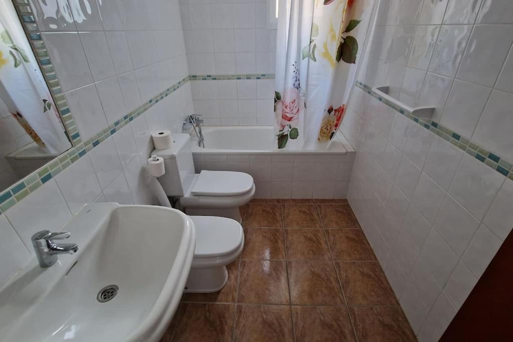 אורופסה דל מר Bungalow Con Jardin Y Piscina Cerca De La Playa מראה חיצוני תמונה